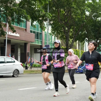 Runner Photo 3924473