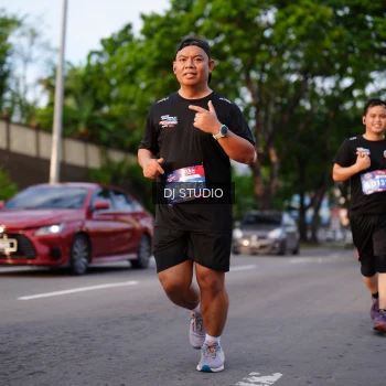 Runner Photo 3924513