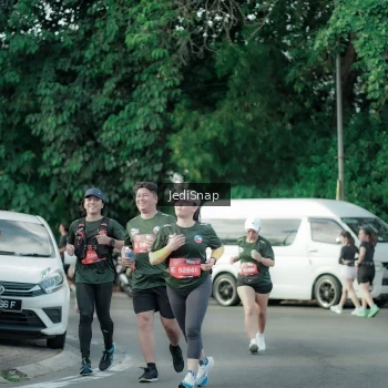 Runner Photo 3924526