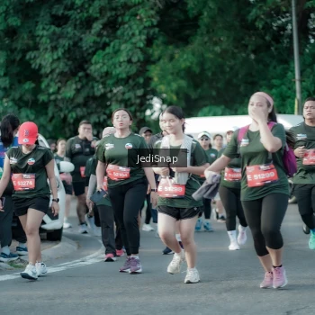 Runner Photo 3924593