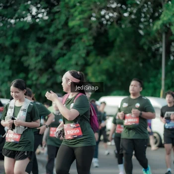 Runner Photo 3924623