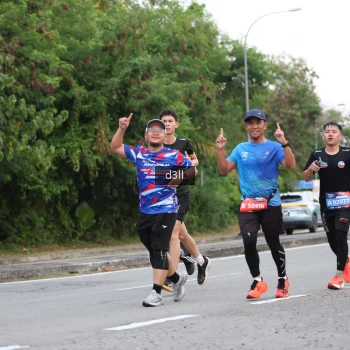 Runner Photo 3924626