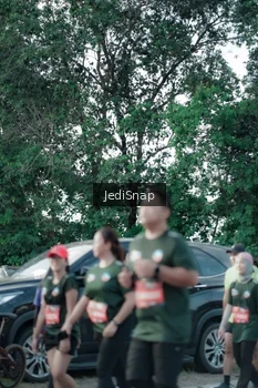 Runner Photo 3924671
