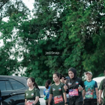 Runner Photo 3924719