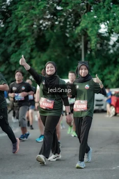 Runner Photo 3924833