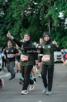 Runner Photo 3924835