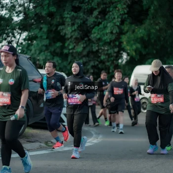 Runner Photo 3925219
