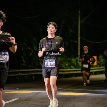 Runner Photo 3925244
