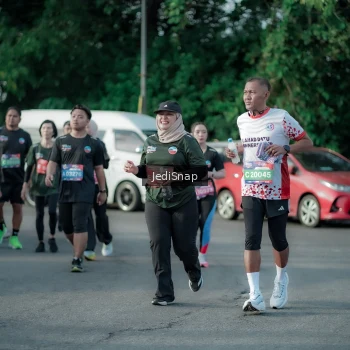 Runner Photo 3925275