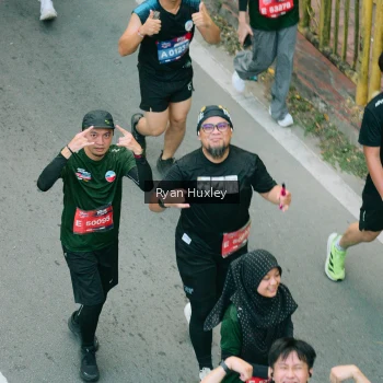 Runner Photo 3925319