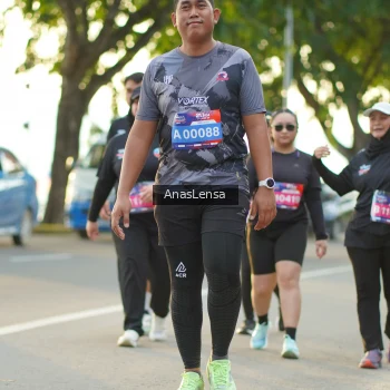 Runner Photo 3925343