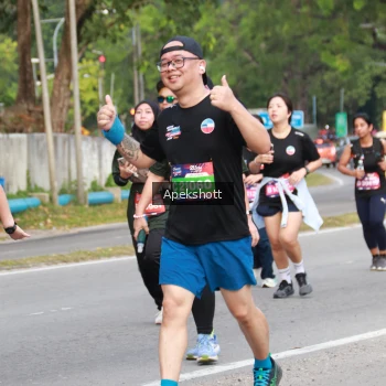 Runner Photo 3925381