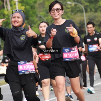 Runner Photo 3925445