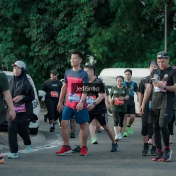 Runner Photo 3925485