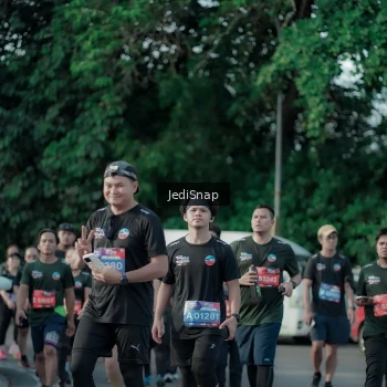 Runner Photo 3925531