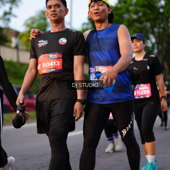 Runner Photo 3925543