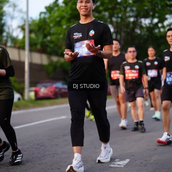Runner Photo 3925598
