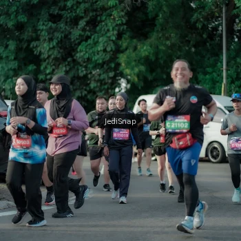 Runner Photo 3925786