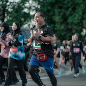 Runner Photo 3925813