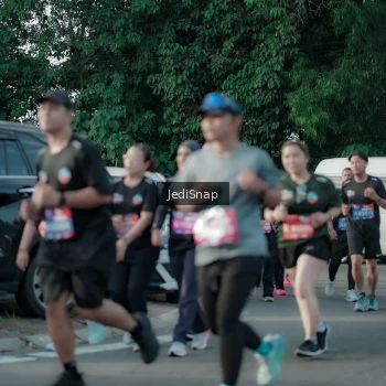 Runner Photo 3925862