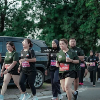 Runner Photo 3925877