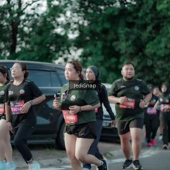 Runner Photo 3925888