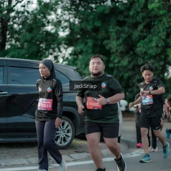 Runner Photo 3925907