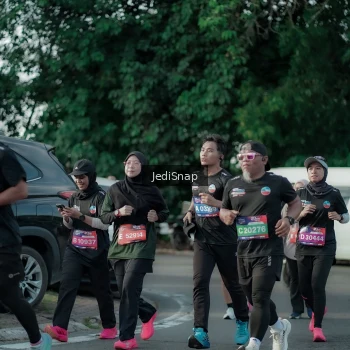 Runner Photo 3925993