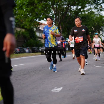 Runner Photo 3926052