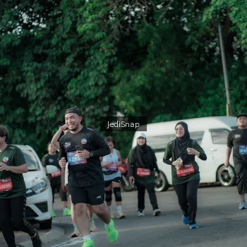 Runner Photo 3926083