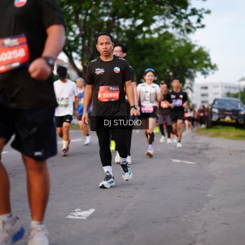 Runner Photo 3926126