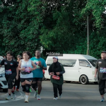 Runner Photo 3926162