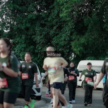 Runner Photo 3926244