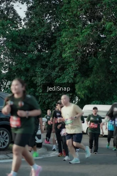 Runner Photo 3926253