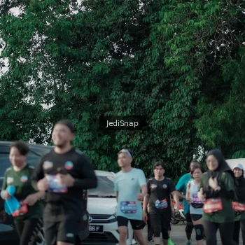 Runner Photo 3926265