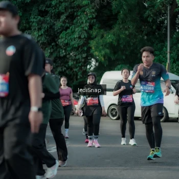 Runner Photo 3926345