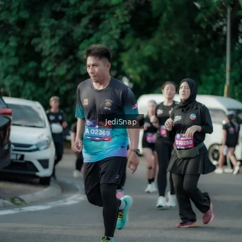 Runner Photo 3926354