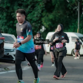 Runner Photo 3926363