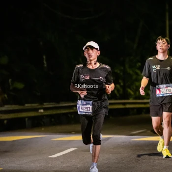 Runner Photo 3926373