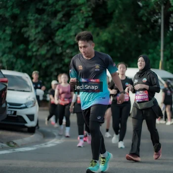 Runner Photo 3926379