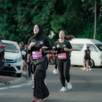 Runner Photo 3926386