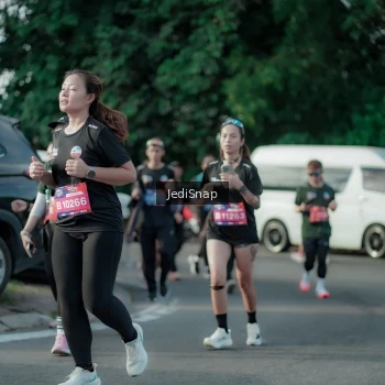 Runner Photo 3926400