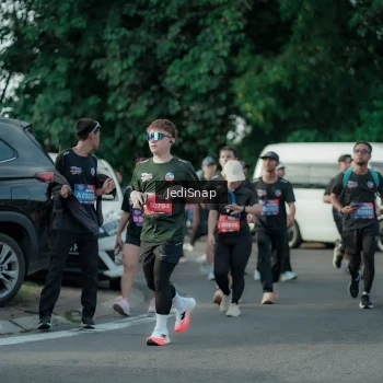 Runner Photo 3926445