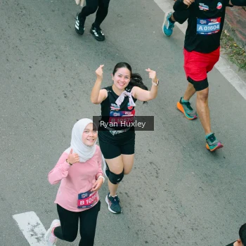 Runner Photo 3926570