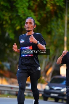 Runner Photo 3926576