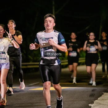 Runner Photo 3926591