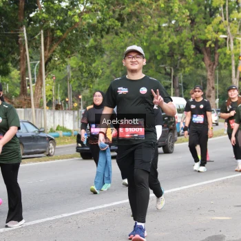Runner Photo 3926595