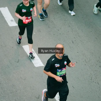 Runner Photo 3926624
