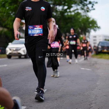 Runner Photo 3926695