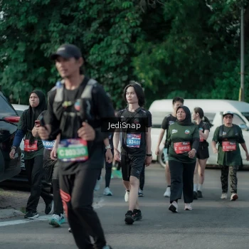 Runner Photo 3926696